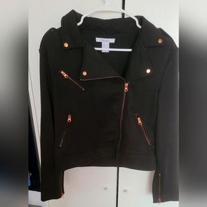 Jacket New color Black size L 🥰